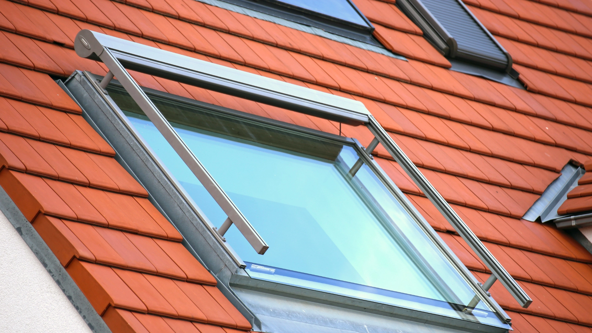 Pose Velux VAR 83